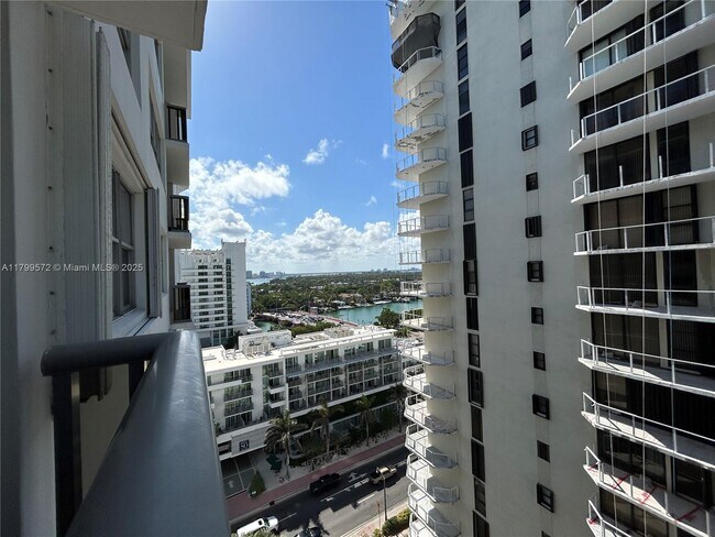 Building Photo - 6039 Collins Ave