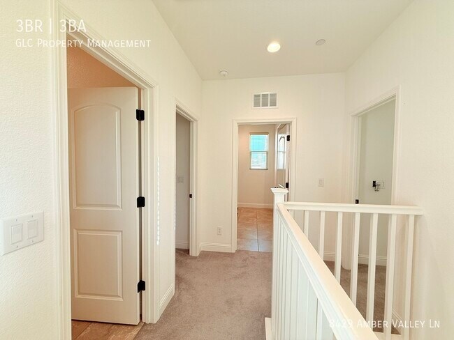 Building Photo - 8429 Amber Vly Ln