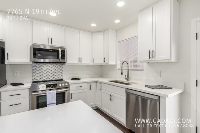 Building Photo - 7765 N 19th Ave