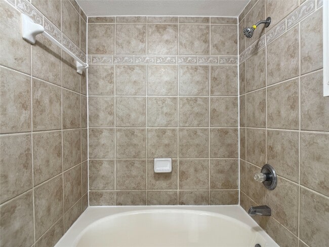 Building Photo - 12707 Boheme Dr