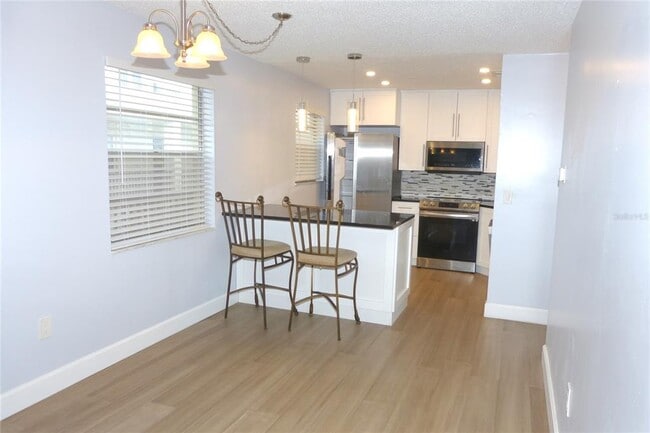 Building Photo - 2700 Bayshore Blvd
