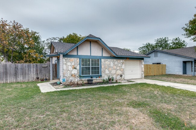 Building Photo - 3-BEDROOM HOME IN HIDDEN MEADOWS, NORTHSID...