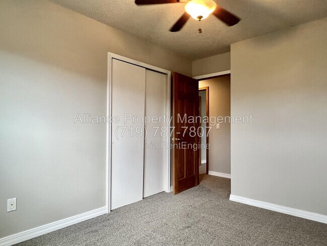 Building Photo - 6318 Galway Dr