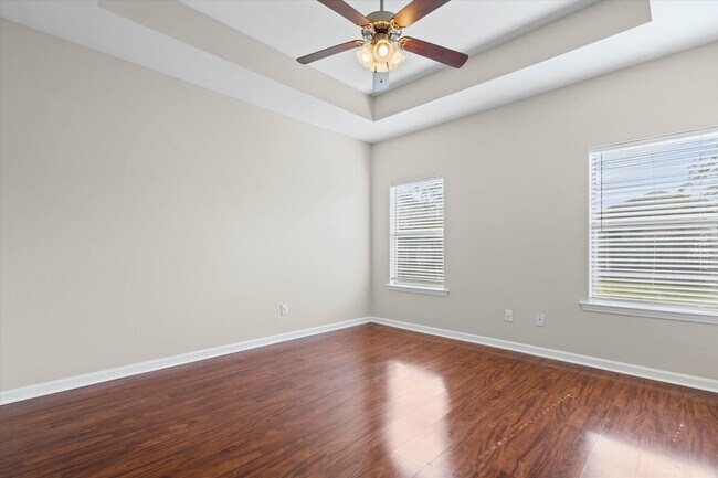 Building Photo - 24348 Wilshire Way