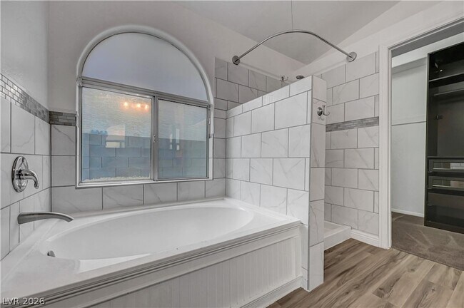 Building Photo - 7213 Elite Ct