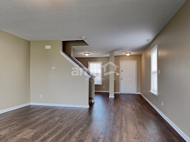 Building Photo - 1621 Wagner Dr