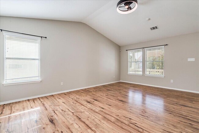 Building Photo - 175 Wetzel