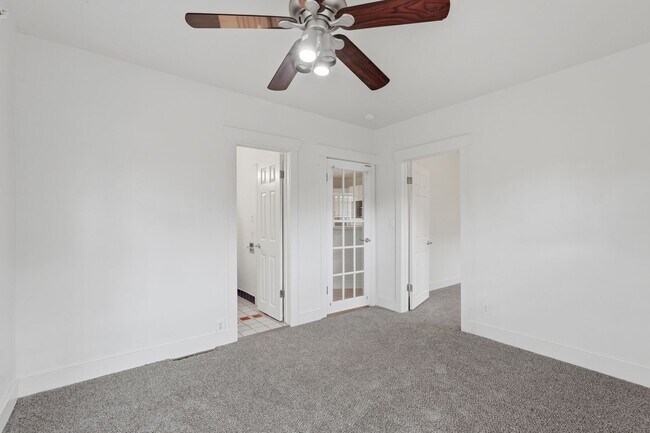 Building Photo - 3225 S 500 E