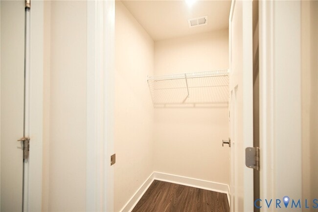 Building Photo - 11190 Winding Brook Terrace Dr