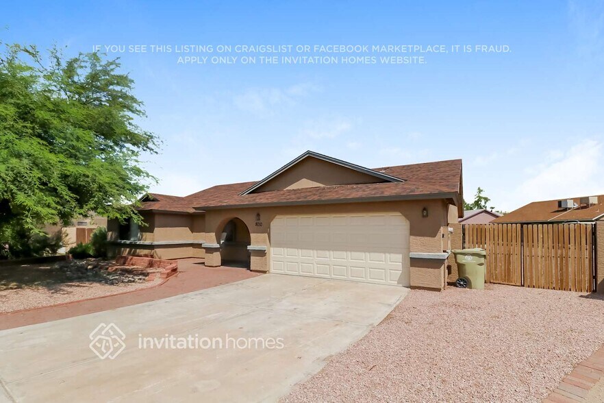 Building Photo - 8010 W Sierra Vista Dr