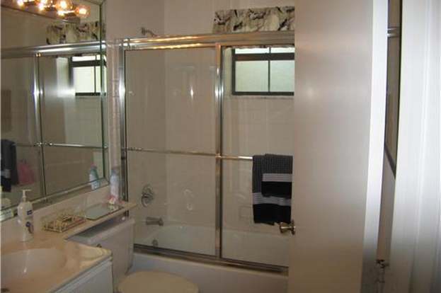 Building Photo - 5475 Verona Dr
