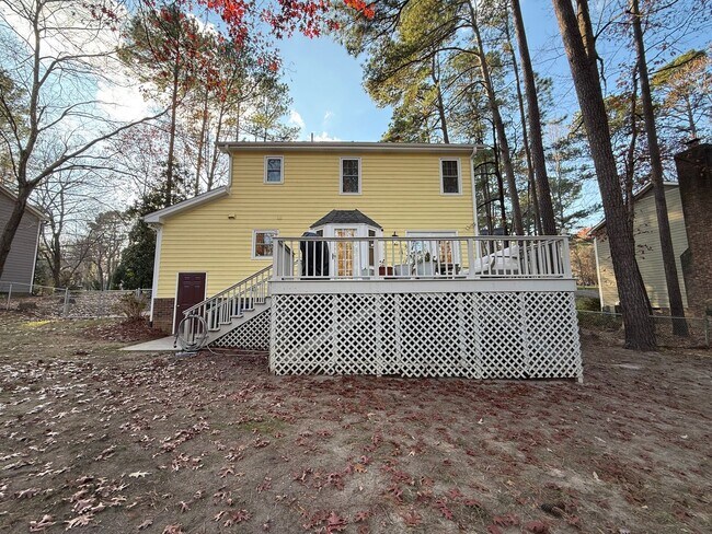 Building Photo - **OFFERING REFUNDABLE APPLICATION FEES & $200 MOVE IN PROMOTION** Updated 3BD, 2.5BA Raleigh Home...