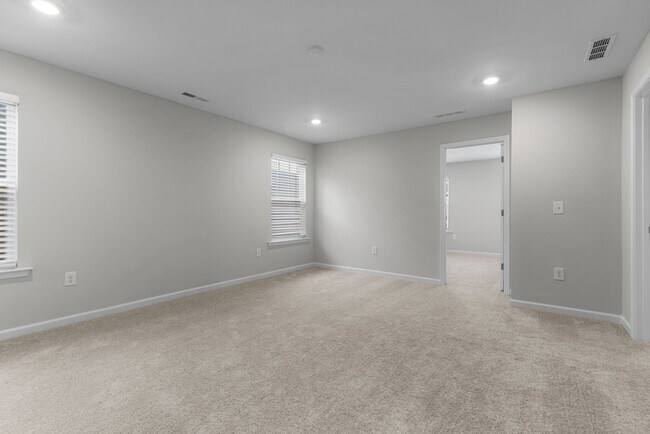 Building Photo - 2408 McKenzie Ridge Ln