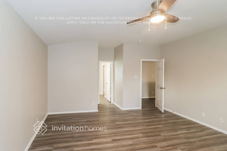 Building Photo - 1635 Abbey Ln