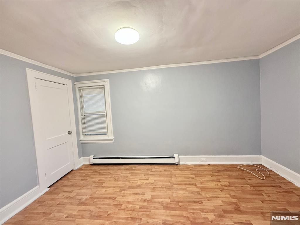 Building Photo - 122 Cross St