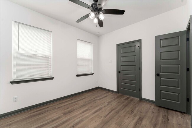 Building Photo - 7987 Chateau St