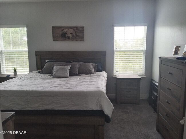 Building Photo - 5400 Hutchinson St