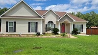 Building Photo - 203 Duke Ln