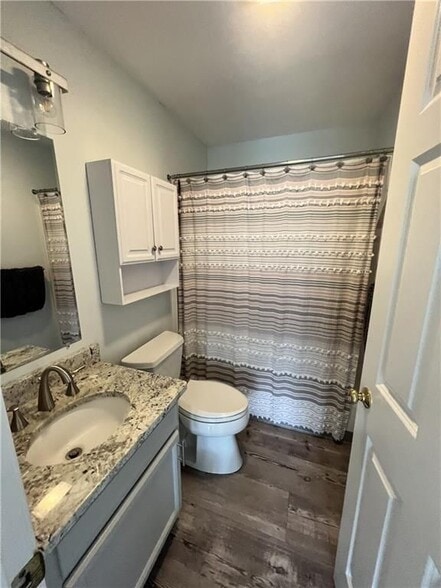 Building Photo - 115 Holden Rd