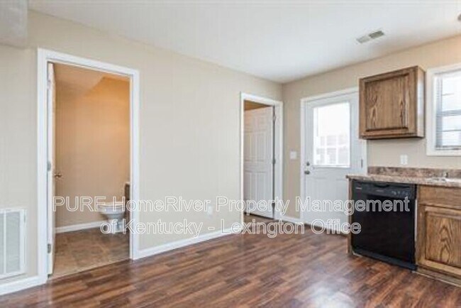 Building Photo - 1006 Whipporwill Dr