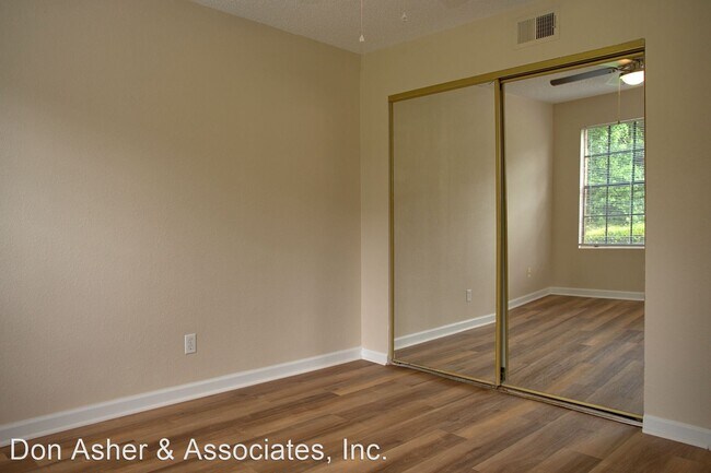 Building Photo - 2 br, 1 bath House - 465 Forestway Circle ...