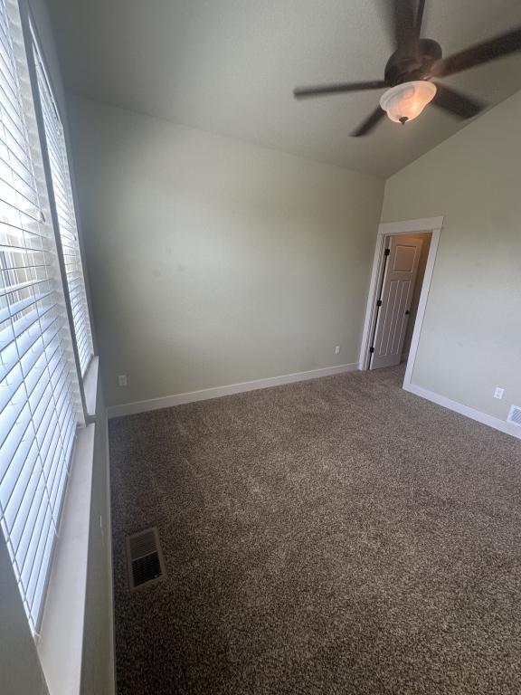 Building Photo - 2122 Sandbur Dr