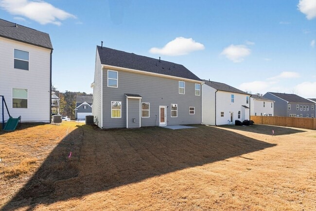 Building Photo - 233 Bloomfield Cir