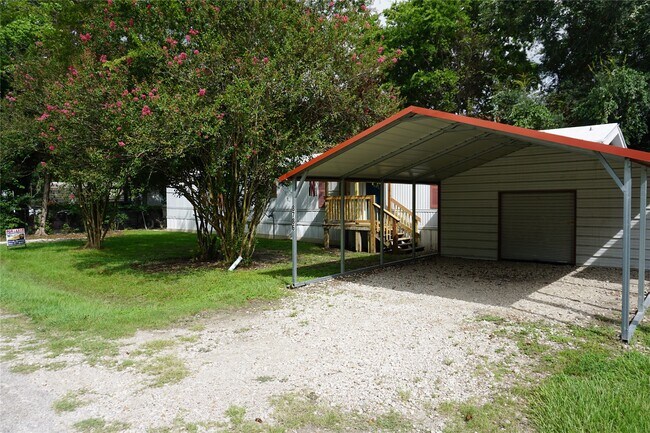 Building Photo - 8786 Scarlet Oak