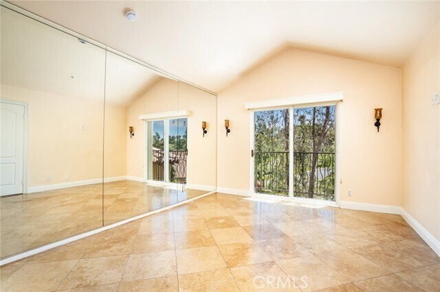 Building Photo - 12 Savona Ct