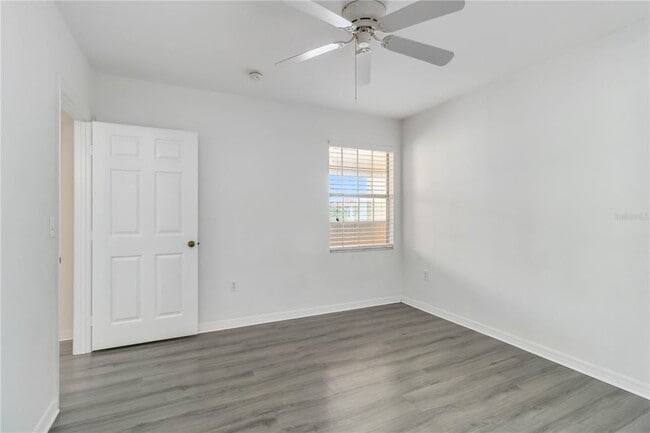 Building Photo - 1010 Villagio Cir