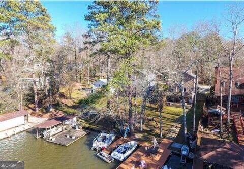 Building Photo - 8712 Lake Dr SW