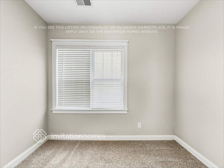 Building Photo - 8230 Townley Rd