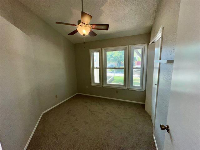 Building Photo - 3411 Bellview Dr