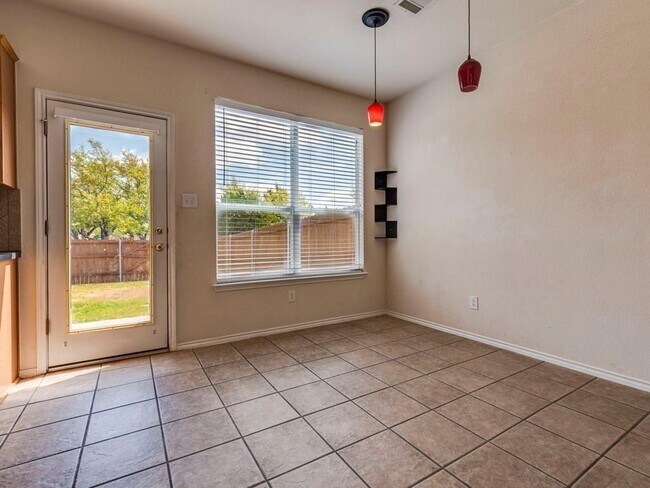 Building Photo - 6 Verde Ranch Loop