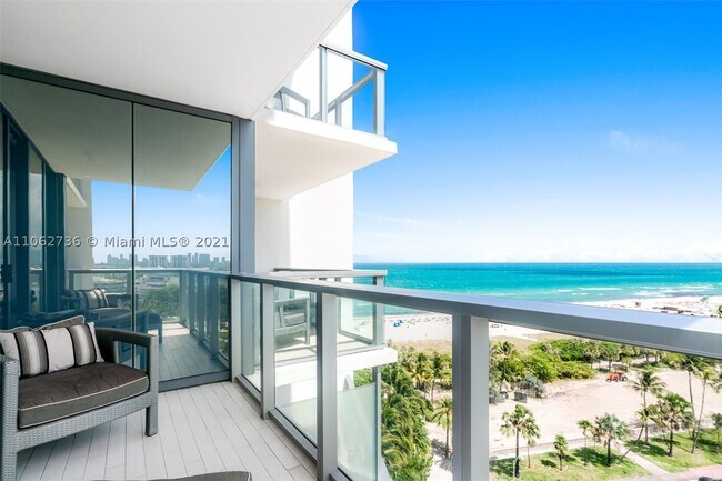 Building Photo - 2201 Collins Ave