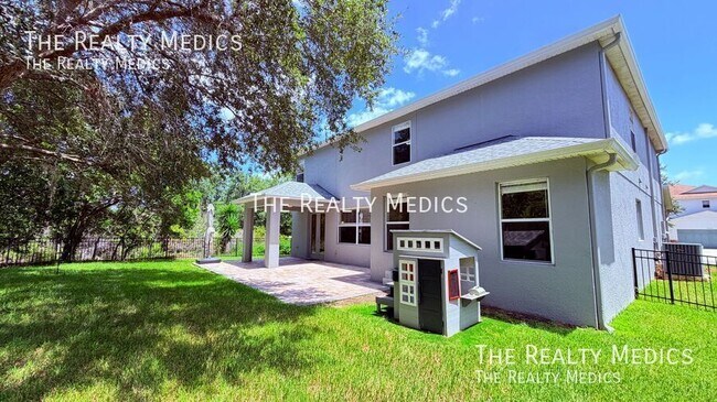 Building Photo - 10263 Malpas Point