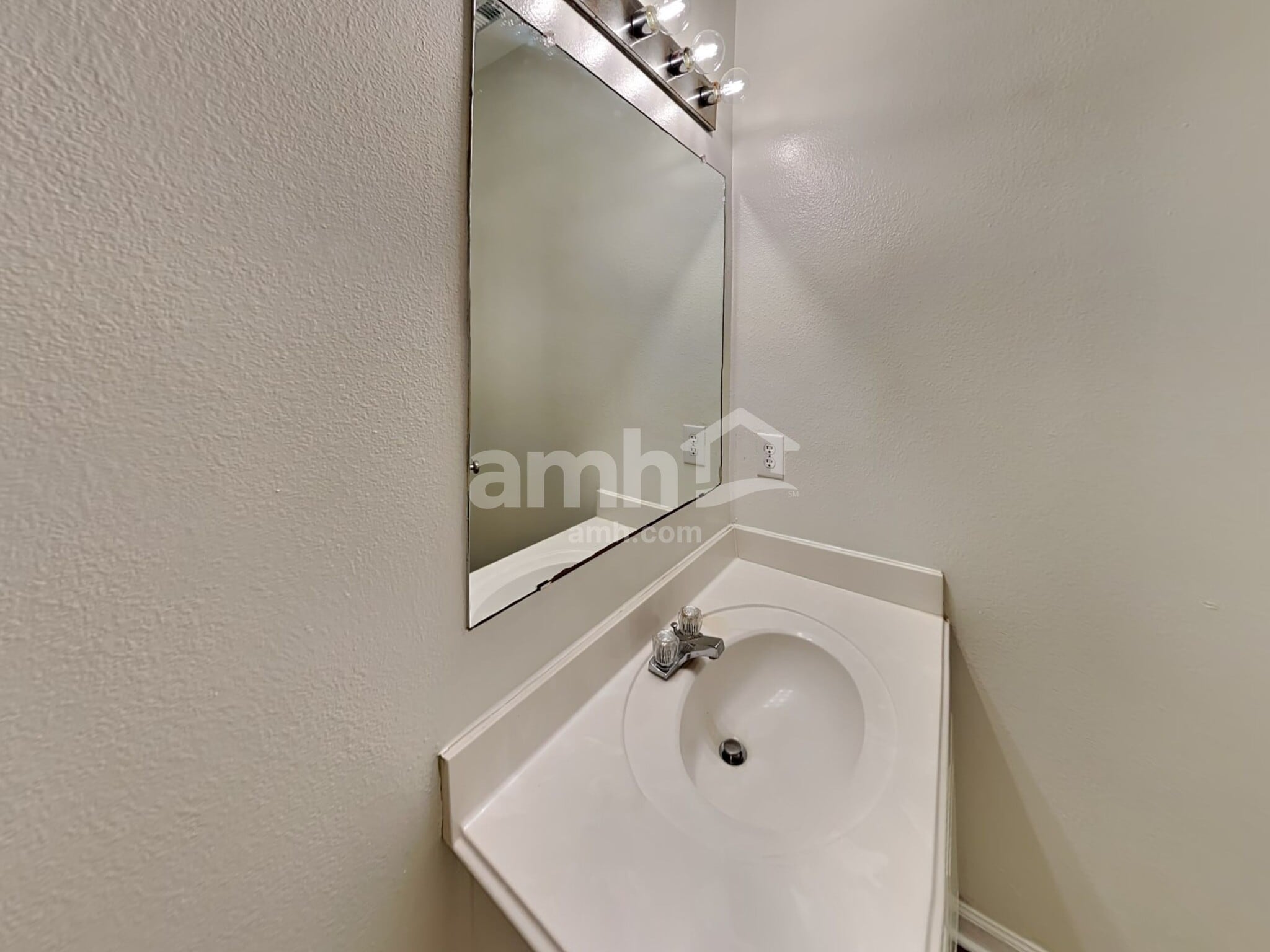 Building Photo - 3043 Crestbrook Bend Ln