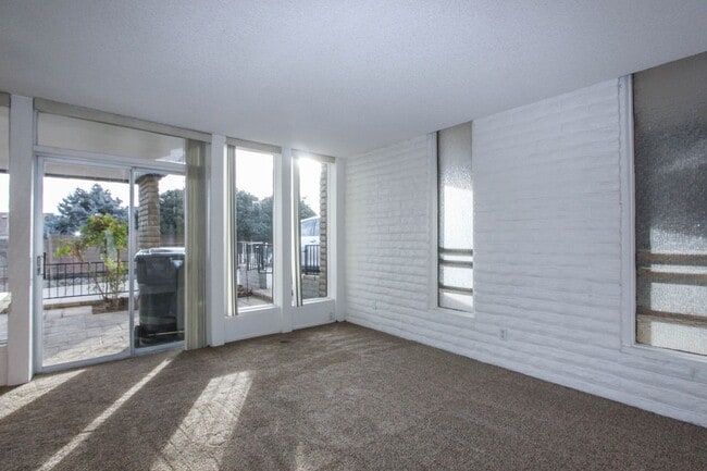 Building Photo - Prescott Country Club Townhome