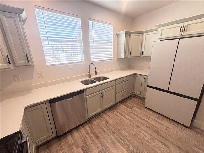 Building Photo - 3985 W 1960 N