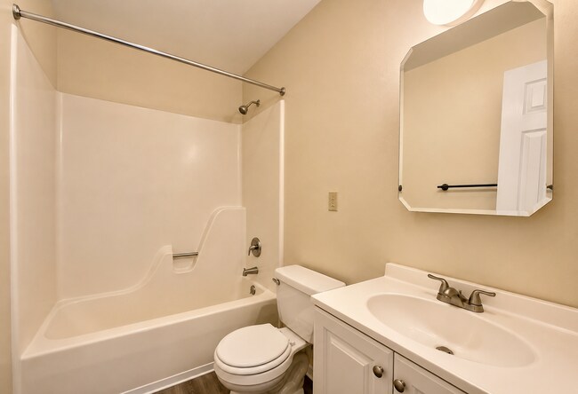 Building Photo - 5610 Spring Garden Ln