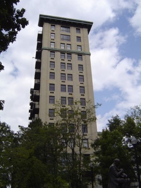 Building Photo - 531 S Gay St