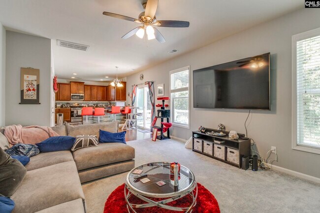 Building Photo - 456 Edenhall Dr