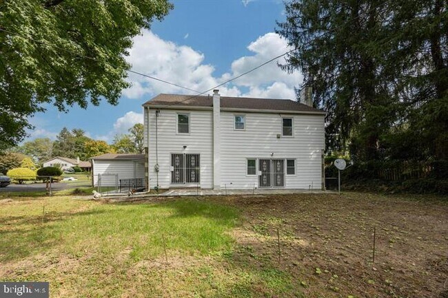 Building Photo - 1226 Fleetwood Rd