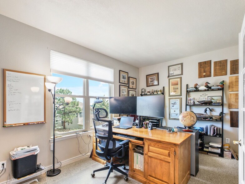 Building Photo - 3648 Heatherwood Way