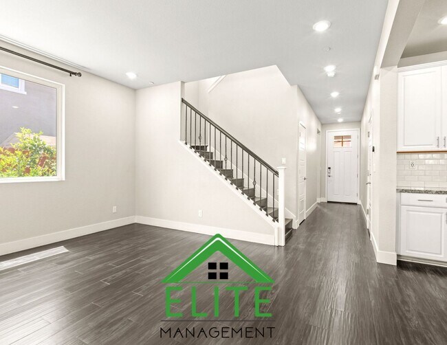 Building Photo - **Modern single-family residence in the hi...