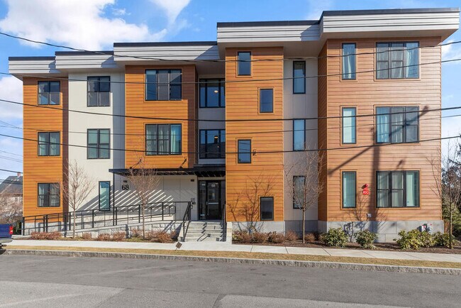 Primary Photo - 68 Los Angeles St