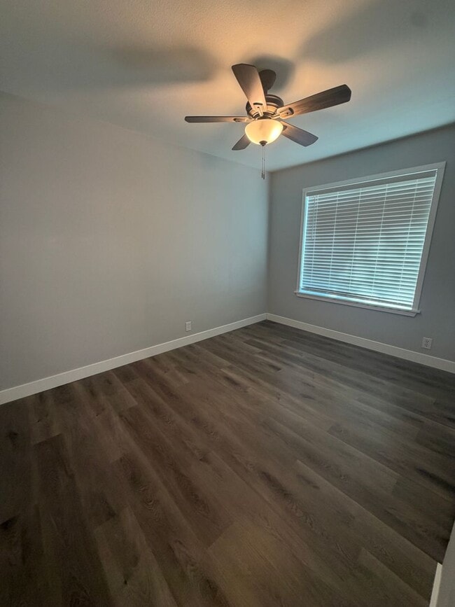 Building Photo - 42843 Alep St