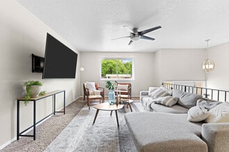 Building Photo - Spacious 4 Bedroom, 2 Bath Home on Boise Bench!