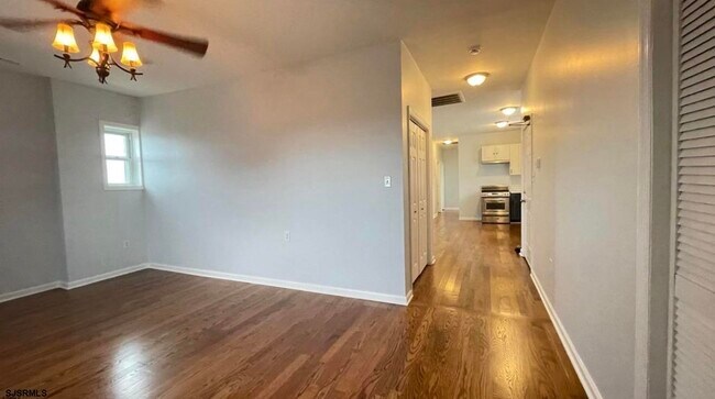 Building Photo - 222 S Rhode Island Ave