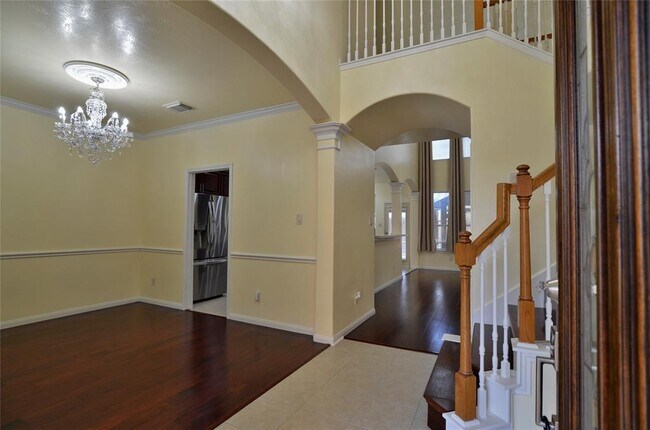 Building Photo - 7430 Boxwood Ridge Ln